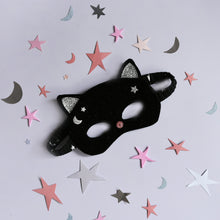 Laden Sie das Bild in den Galerie-Viewer, Velvet Black Cat Maske