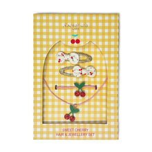 Laden Sie das Bild in den Galerie-Viewer, Schmuck Geschenkset &quot;Sweet Cherry&quot;