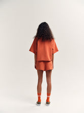 Laden Sie das Bild in den Galerie-Viewer, Crop Sweat Top Burnt Brick