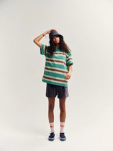 Laden Sie das Bild in den Galerie-Viewer, Loose T-Shirt Bottle Green Stripe
