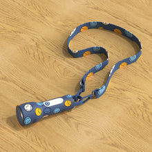 Laden Sie das Bild in den Galerie-Viewer, Glowy Taschenlampe SMILEY WORLD® blau