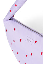 Laden Sie das Bild in den Galerie-Viewer, Lila Puffy Hearts Crossbody Bag
