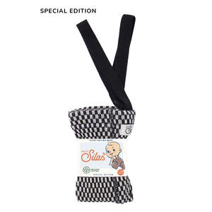 Strumpfhose mit Trägern und Fuß Black x White Checked
