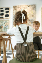 Laden Sie das Bild in den Galerie-Viewer, Strumpfhose mit Trägern und Fuß Seaweed Brown x Peanut Striped
