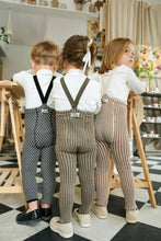 Laden Sie das Bild in den Galerie-Viewer, Strumpfhose mit Trägern und Fuß Seaweed Brown x Peanut Striped