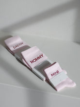 Laden Sie das Bild in den Galerie-Viewer, MINI Socken Rosa