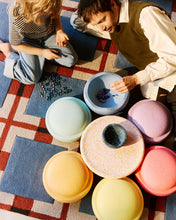 Laden Sie das Bild in den Galerie-Viewer, Stapelstein® Spring Special Rainbow Set pastel