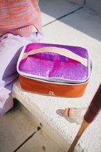 Laden Sie das Bild in den Galerie-Viewer, Kühltasche Better Together Glossy magenta &amp; Gravel orange