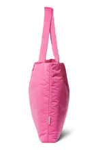 Laden Sie das Bild in den Galerie-Viewer, Pink Puffy Mombag