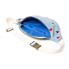 Laden Sie das Bild in den Galerie-Viewer, Denim Mini Hipbag Herzen