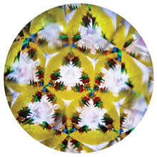 Laden Sie das Bild in den Galerie-Viewer, Mini Kaleidoskop 'Groovy' Grün