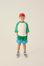 Laden Sie das Bild in den Galerie-Viewer, Falling Star Shorts