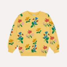 Laden Sie das Bild in den Galerie-Viewer, Flowers All Over Sweatshirt
