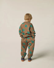 Laden Sie das Bild in den Galerie-Viewer, Snakes Brown Sweatshirt