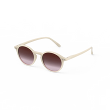 Laden Sie das Bild in den Galerie-Viewer, Sonnenbrille #d 16+ Jahre Vintage Cream