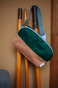 Fanny Bag Large green meadow