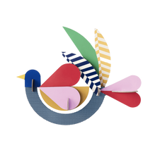 Laden Sie das Bild in den Galerie-Viewer, Feathery Bird