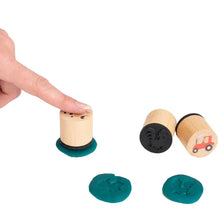 Laden Sie das Bild in den Galerie-Viewer, Knete Holzstempel Bauärnhof