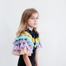 Laden Sie das Bild in den Galerie-Viewer, Rainbow Ruffle Cape