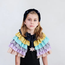 Laden Sie das Bild in den Galerie-Viewer, Rainbow Ruffle Cape