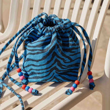 Laden Sie das Bild in den Galerie-Viewer, Mini Billie Umhängetasche "Zebre Greek Blue"