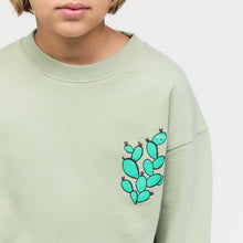 Laden Sie das Bild in den Galerie-Viewer, Checker Tobi REGENWURM Sweatshirt