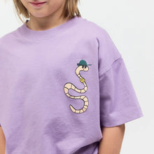 Laden Sie das Bild in den Galerie-Viewer, Checker Tobi ERDE T-Shirt