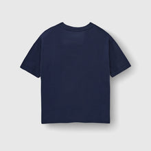 Laden Sie das Bild in den Galerie-Viewer, Checker Tobi BLUME T-Shirt