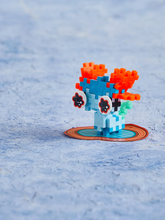 Laden Sie das Bild in den Galerie-Viewer, Pet Packet Mini Bausteine "Axolotl blue"