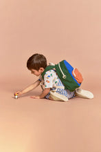 Laden Sie das Bild in den Galerie-Viewer, Romy Kinderrucksack Tricolore Electric Blau