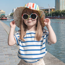 Laden Sie das Bild in den Galerie-Viewer, Rainbow Stripe Wende Sonnenhut