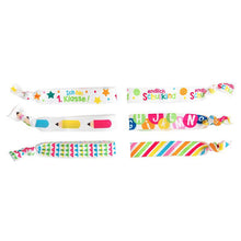 Laden Sie das Bild in den Galerie-Viewer, ABC Champions Haargummi- &amp; Armband-Set