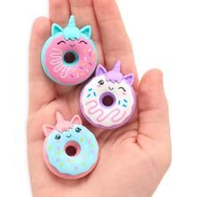 Laden Sie das Bild in den Galerie-Viewer, Radiergummi-Set Unicorn Donuts