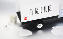 Laden Sie das Bild in den Galerie-Viewer, Milk Truck