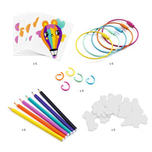 Laden Sie das Bild in den Galerie-Viewer, Artistic Plastic: Kawaii Schlüsselanhänger