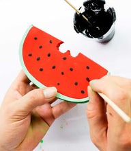 Laden Sie das Bild in den Galerie-Viewer, Zahnungshilfe Wassermelone &quot;Wally the Watermelon&quot;