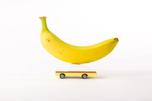 Laden Sie das Bild in den Galerie-Viewer, Candycar B.Nana