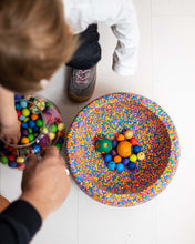 Laden Sie das Bild in den Galerie-Viewer, Stapelstein confetti