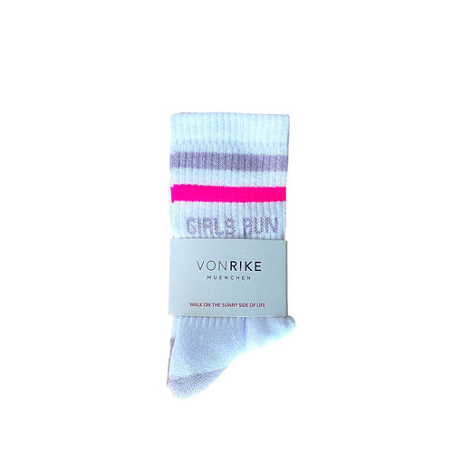 Socken Girls Run the World